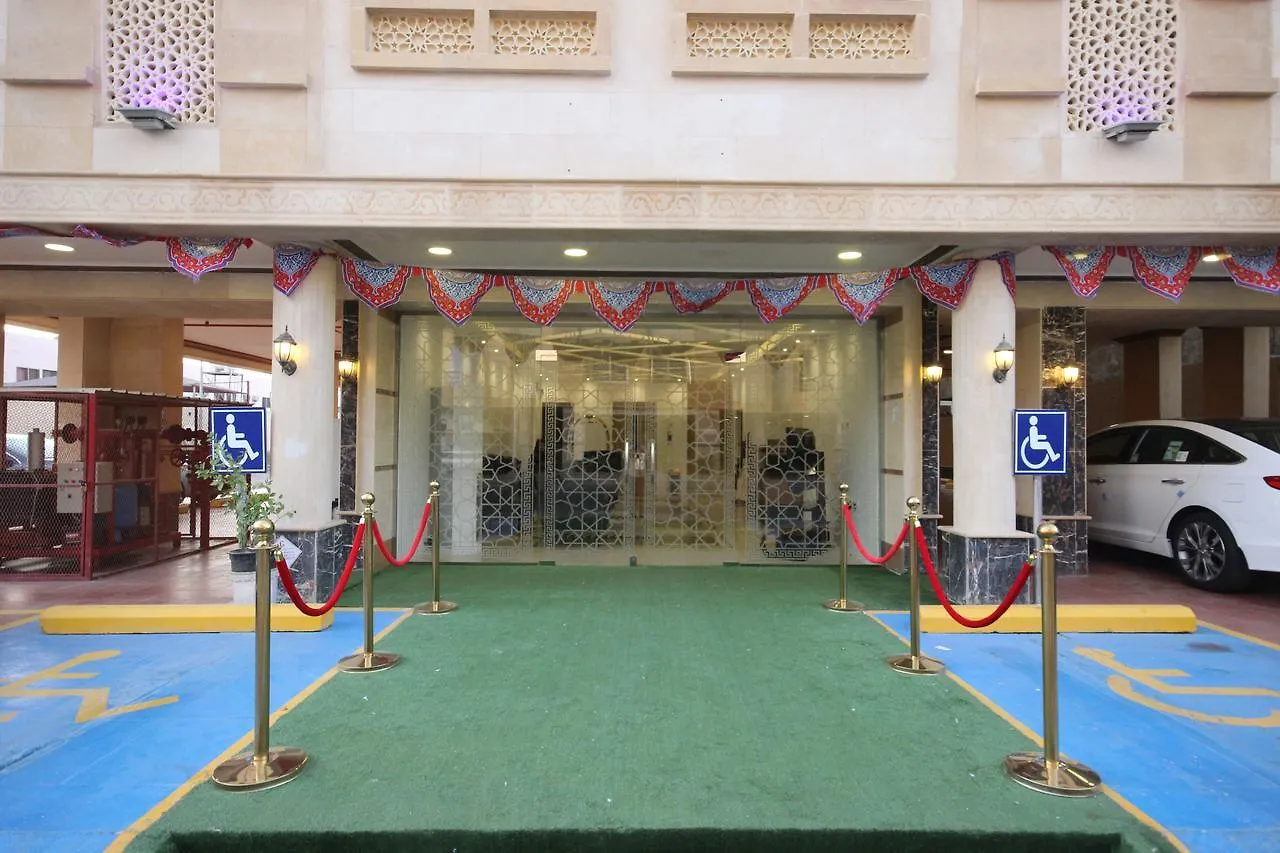 Al-Salamah - Lamasat Palace Suites Jeddah 3*,